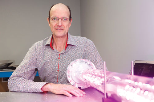 Paul Grenier, chercheur, qui dirige le projet de recherche Microalgues
