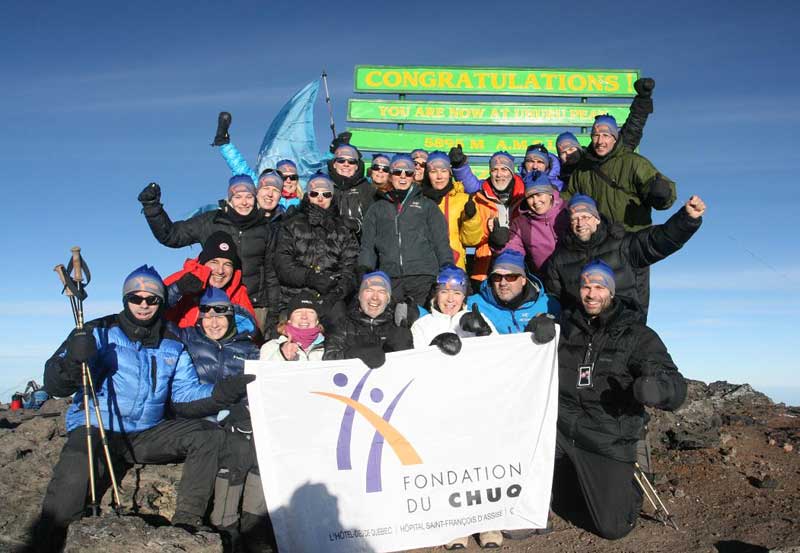 Le sommet du Kilimandjaro atteint pour la Fondation du CHUQ