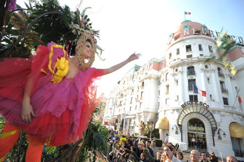 Février : mois du carnaval à Québec… et à Nice !