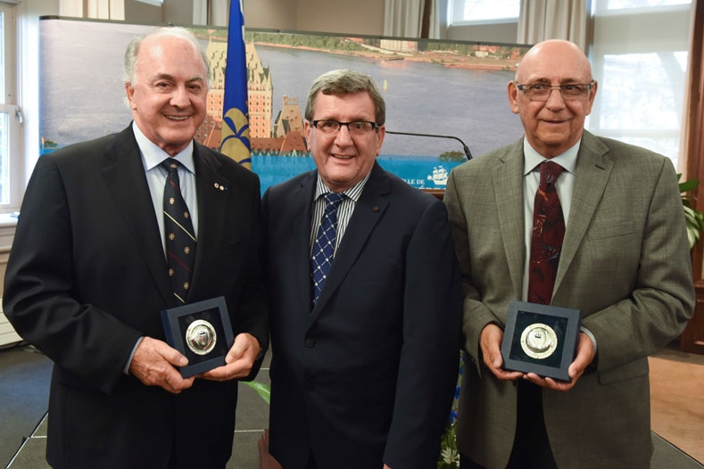 Deux nouveaux médaillés de la Ville de Québec