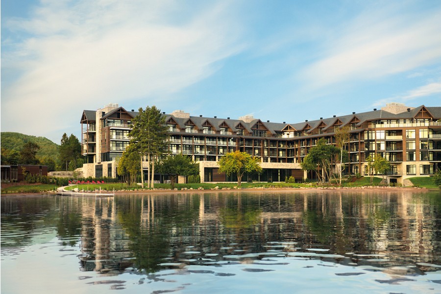 Entourage sur-le-Lac : Lac-Beauport compte un nouveau bijou hôtelier dans son écrin