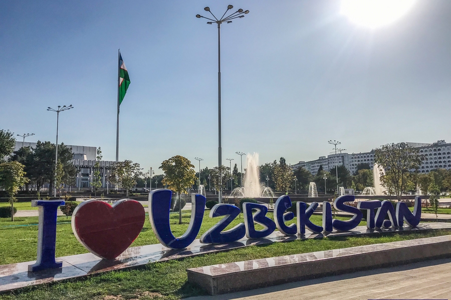 [DEUX QUÉBÉCOIS AUTOUR DU MONDE] Dépêchez-vous de visiter l’Ouzbékistan !