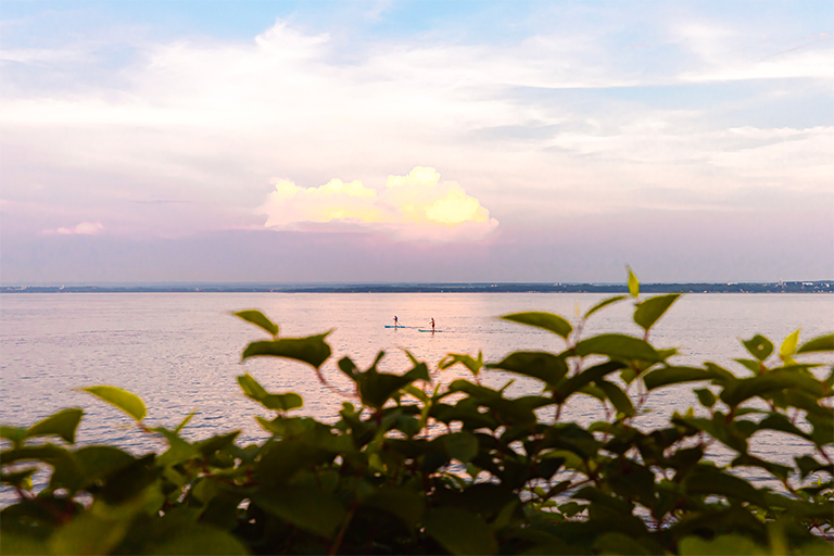 Le fleuve à vos pieds…